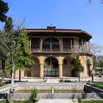 کاخ چهل ستون قزوین